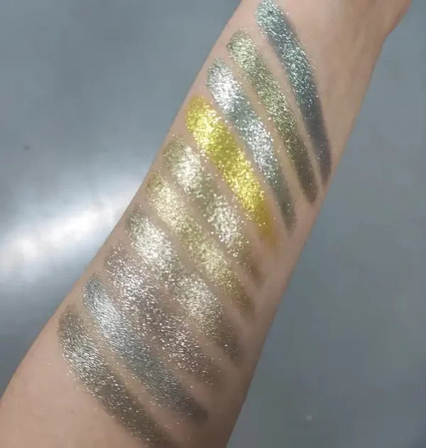 Highly Pigmented Green Yellow Sparkle Pressed Eyeshadow Metallic Glitter Makeup Palette Private Label