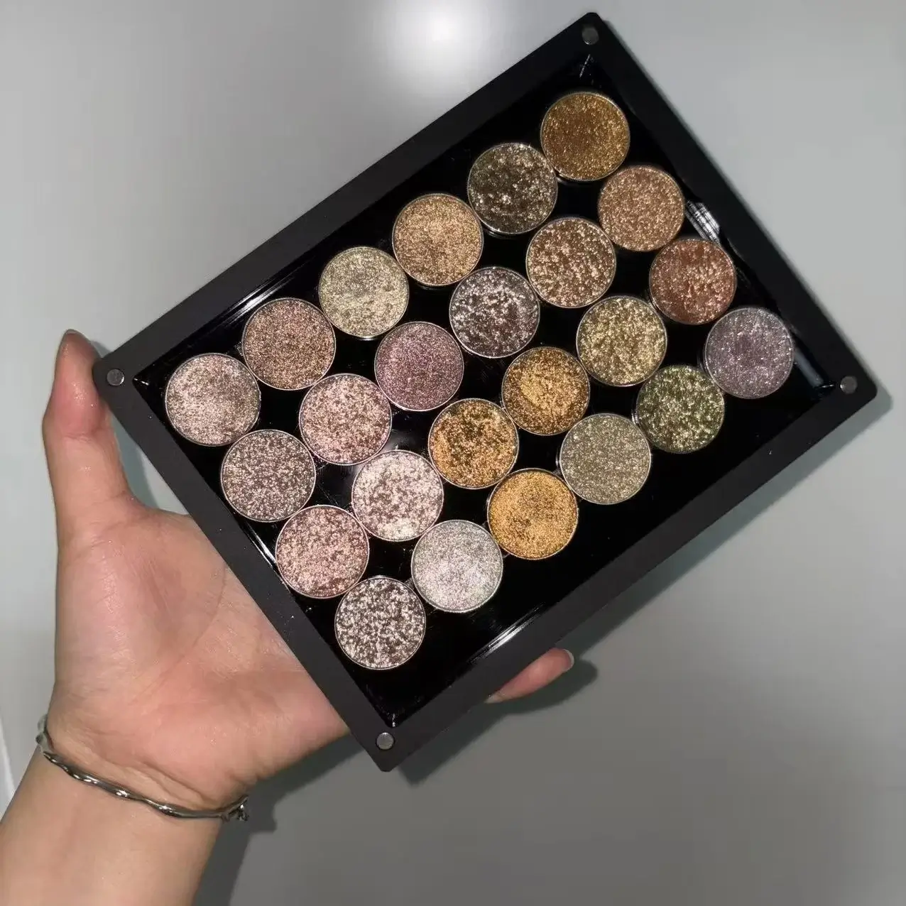 Pressed sparkle metallic eyeshadow compacts